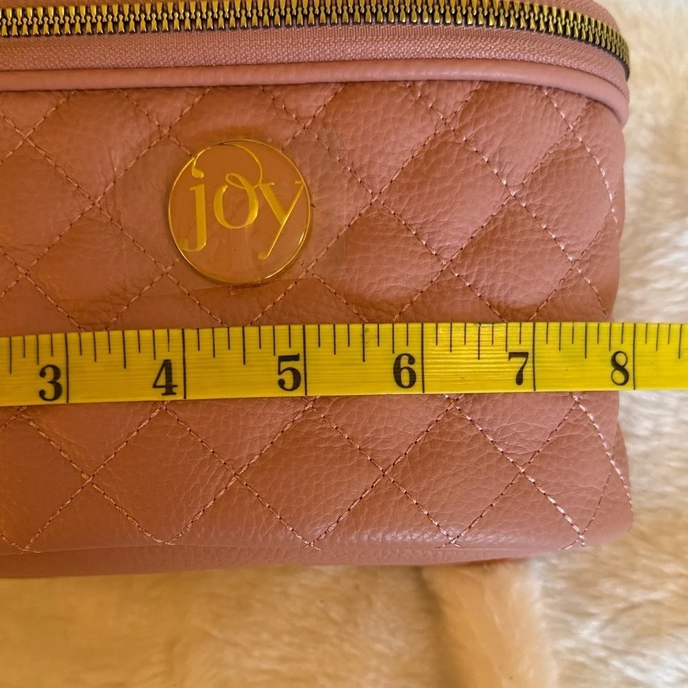 NWT Joy + CleanBoss Quilted Cosmetic / Travel Case - RFID, Antimicrobial - Pink